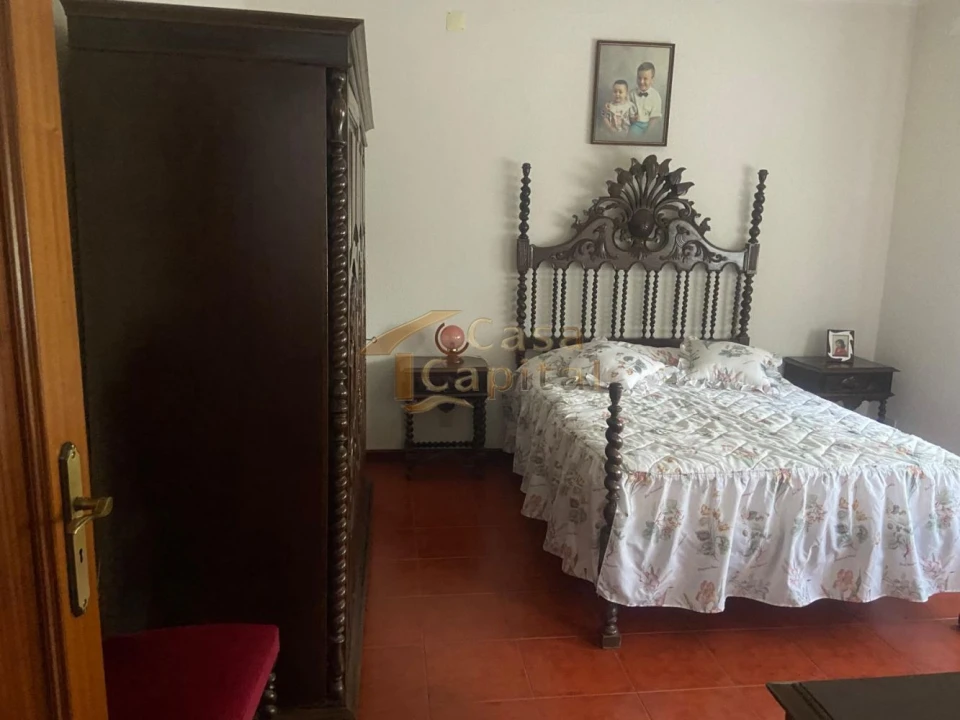 Moradia T4 para Venda em Alijo Foto 18