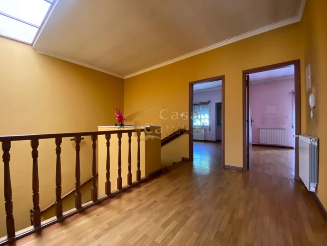 Moradia T4 para Venda em Nossa Senhora da Conceição, São Pedro e São Dinis Foto 20