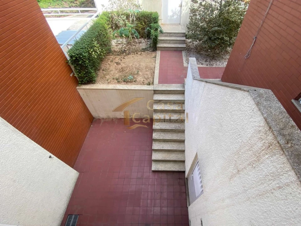 Moradia T4 para Venda em Nossa Senhora da Conceição, São Pedro e São Dinis Foto 19