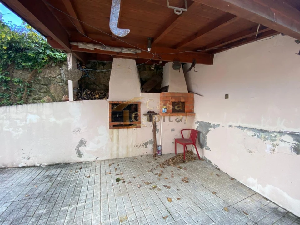 Moradia T4 para Venda em Mateus Foto 8