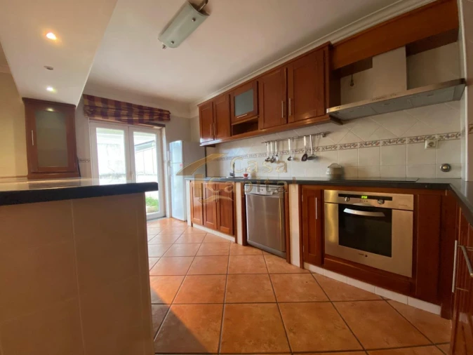 Moradia T4 para Venda em Mateus Foto 5