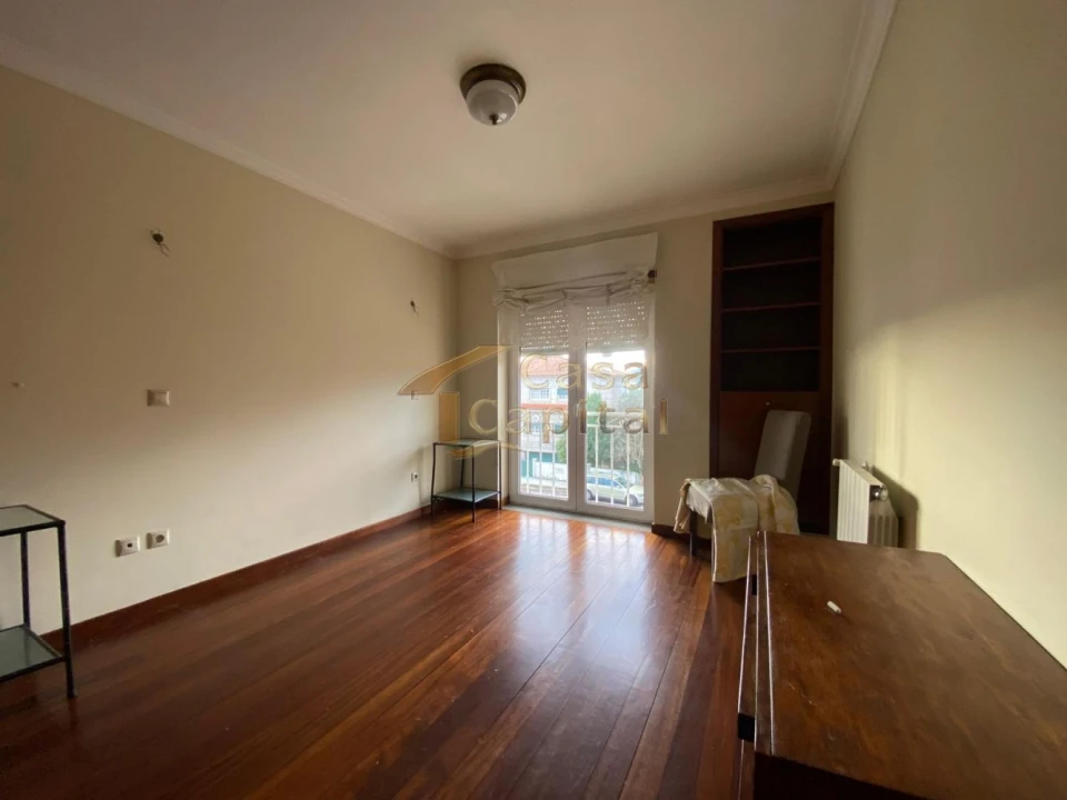 Moradia T4 para Venda em Mateus Foto 17