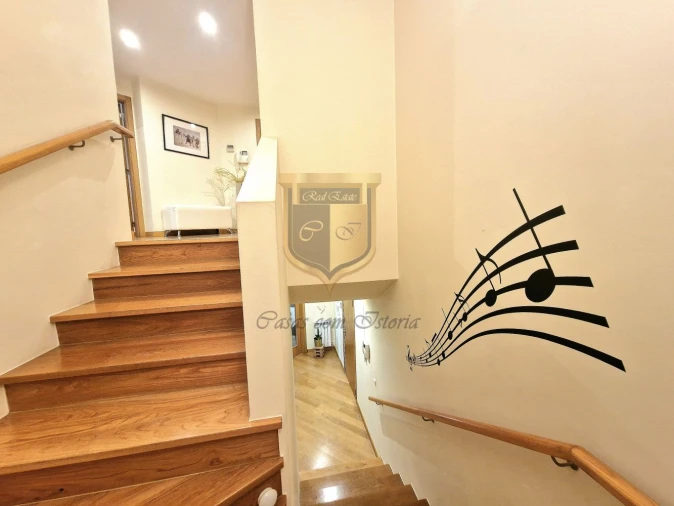 Apartamento T5 para Venda em Lumiar Foto 27