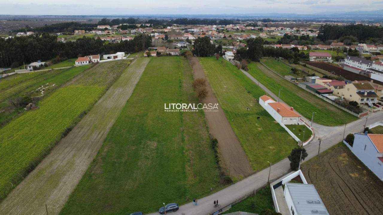 Terreno para Venda em Esgueira Foto 2