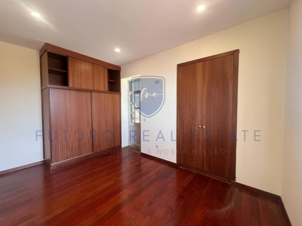 Moradia T3 para Venda em Fajã da Ovelha Foto 20