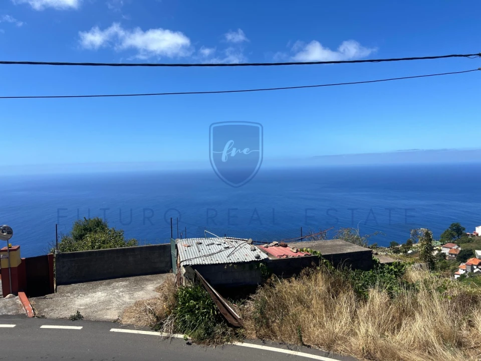 Moradia T3 para Venda em Fajã da Ovelha Foto 5