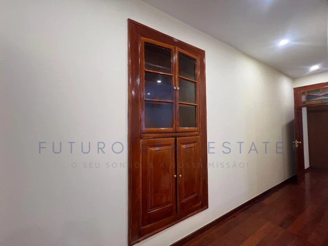 Moradia T3 para Venda em Fajã da Ovelha Foto 13