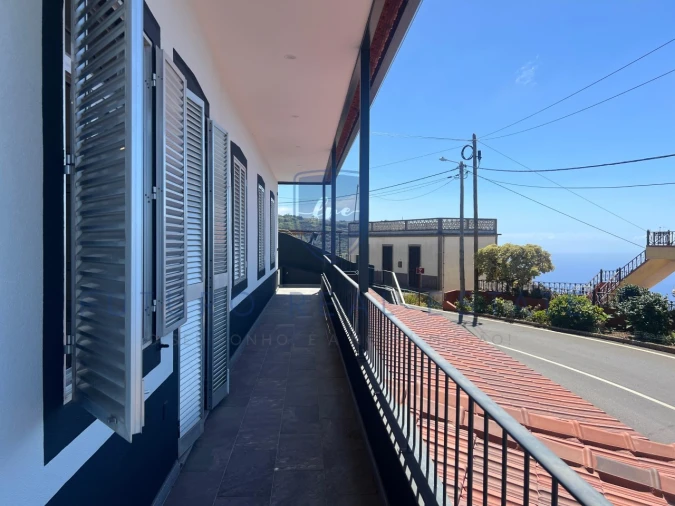 Moradia T3 para Venda em Fajã da Ovelha Foto 4