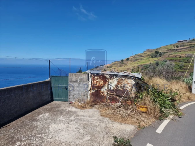 Moradia T3 para Venda em Fajã da Ovelha Foto 40