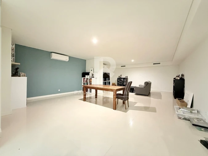 Apartamento T4 para Venda em São Martinho Foto 18