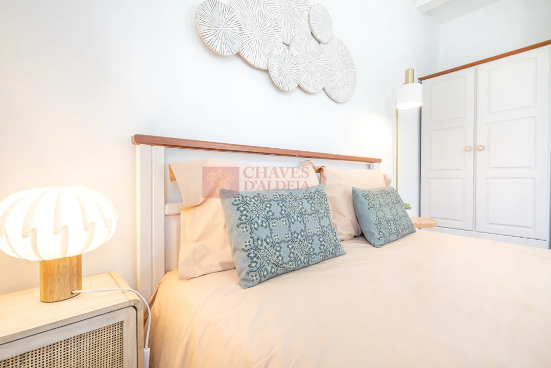 Moradia T2 para Venda em São Pedro da Cadeira Foto 11