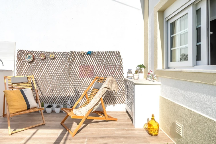 Moradia T2 para Venda em São Pedro da Cadeira Foto 6