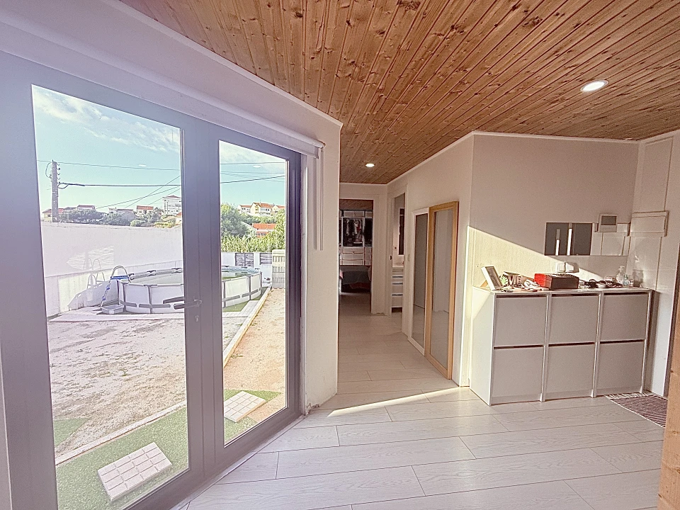 Apartamento T1 para Venda em Santa Iria de Azoia, São João da Talha e Bobadela Foto 1