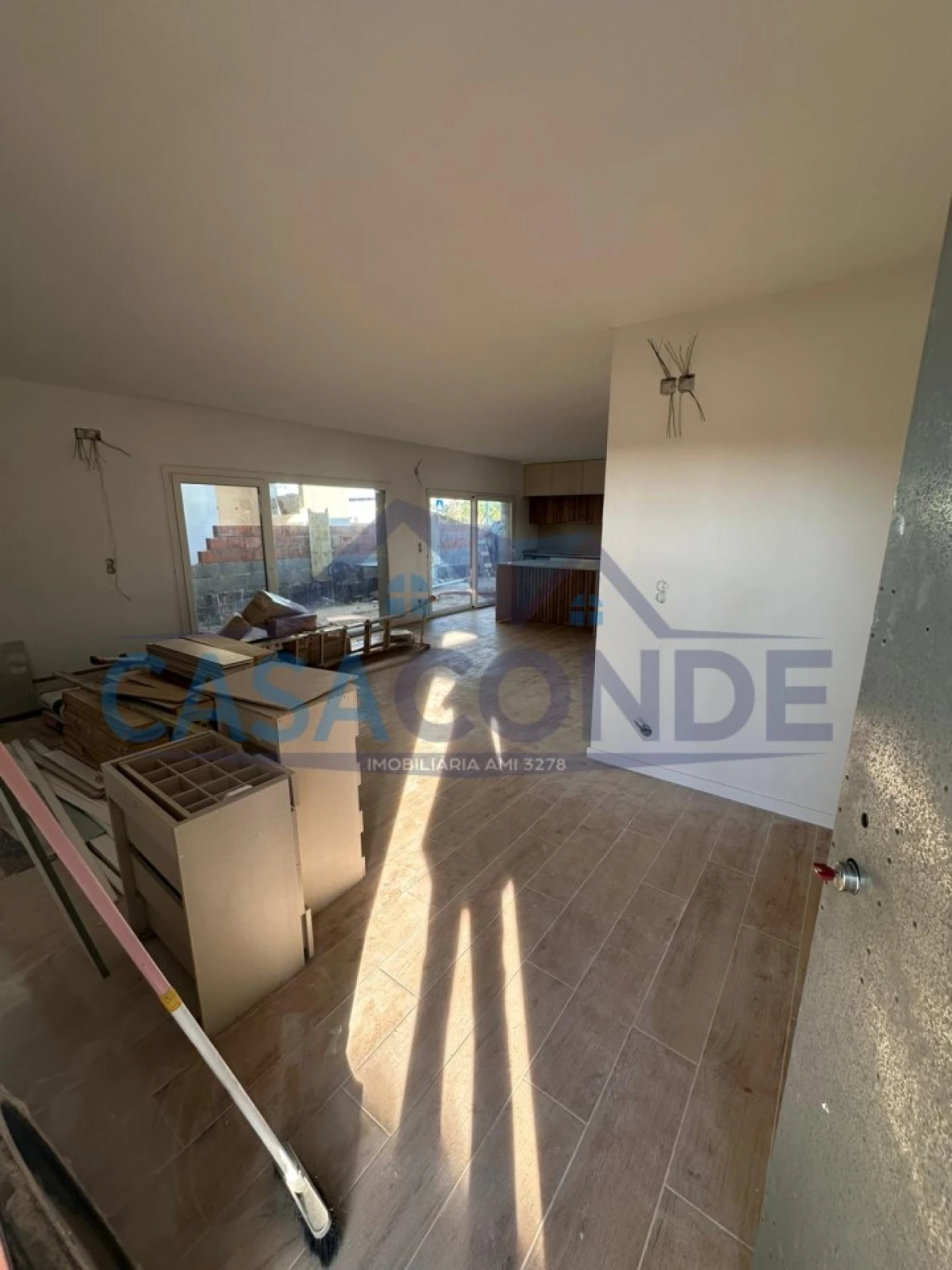 Moradia T4 para Venda em Quinta do Anjo Foto 2