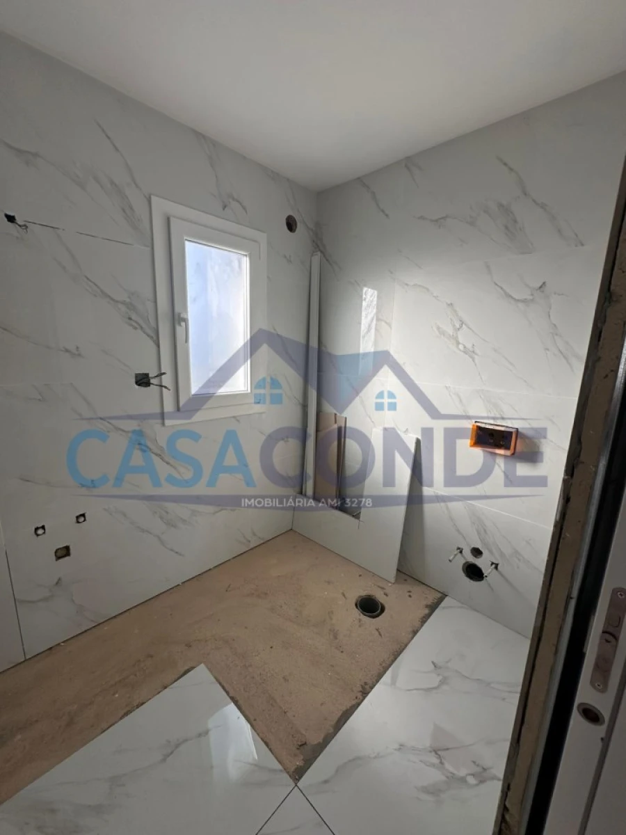 Moradia T4 para Venda em Quinta do Anjo Foto 4