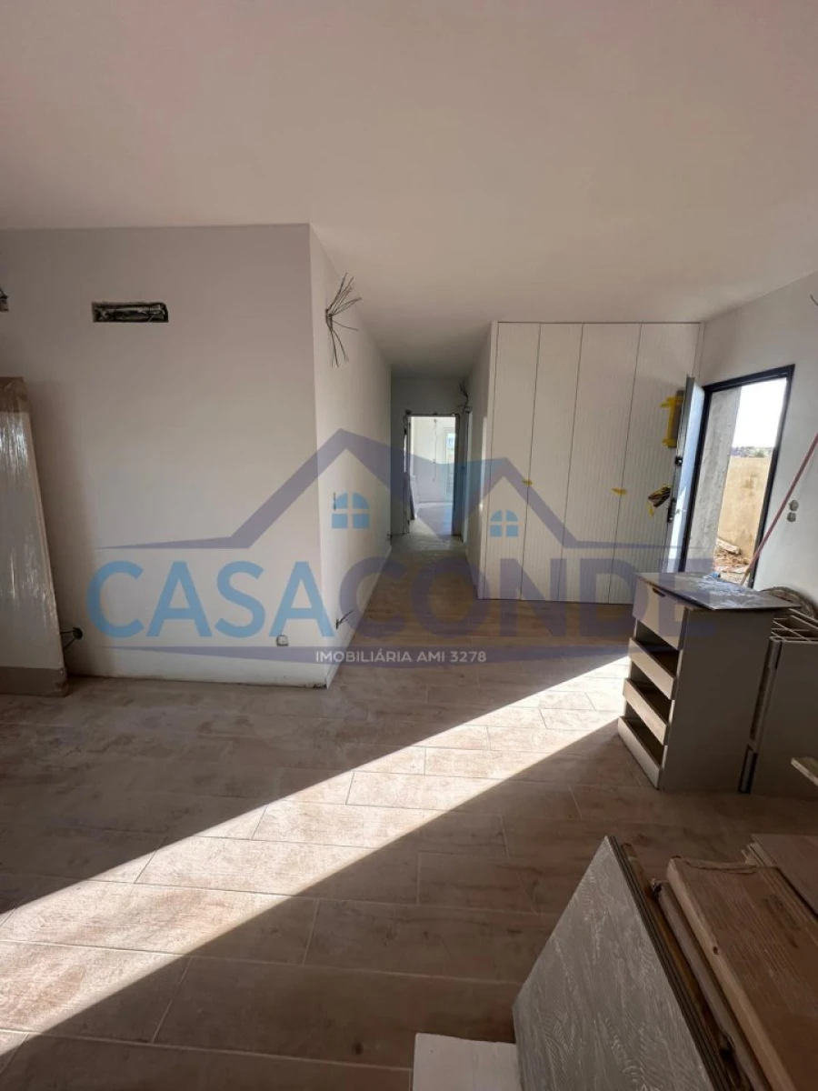 Moradia T4 para Venda em Quinta do Anjo Foto 15