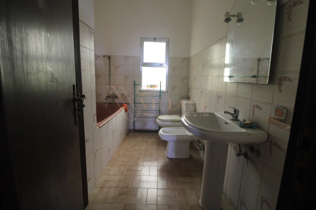 Moradia T4 para Venda em Sopo Foto 19