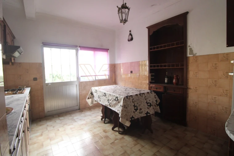 Moradia T4 para Venda em Sopo Foto 11