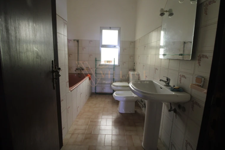 Moradia T4 para Venda em Sopo Foto 19