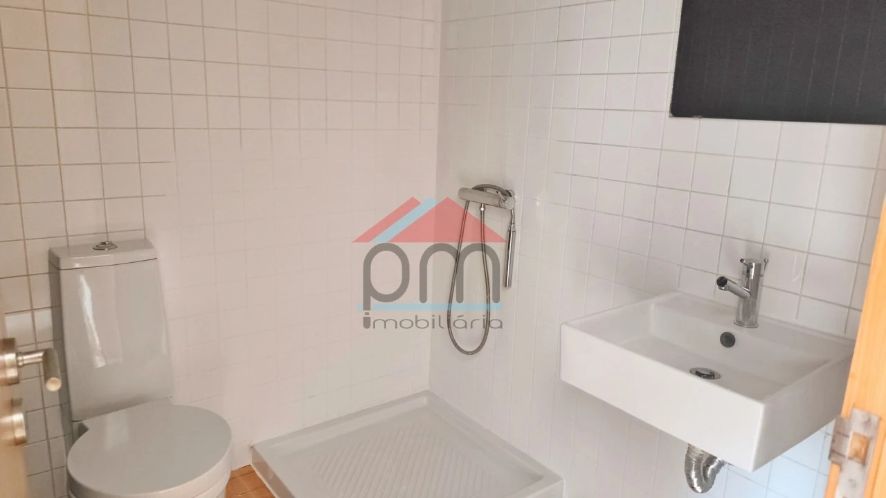 Moradia T3 para Venda em Seixas Foto 14