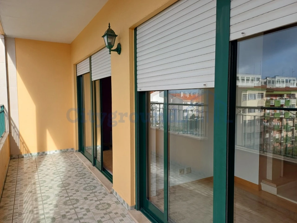 Apartamento T5 para Venda em Marrazes e Barosa Foto 5