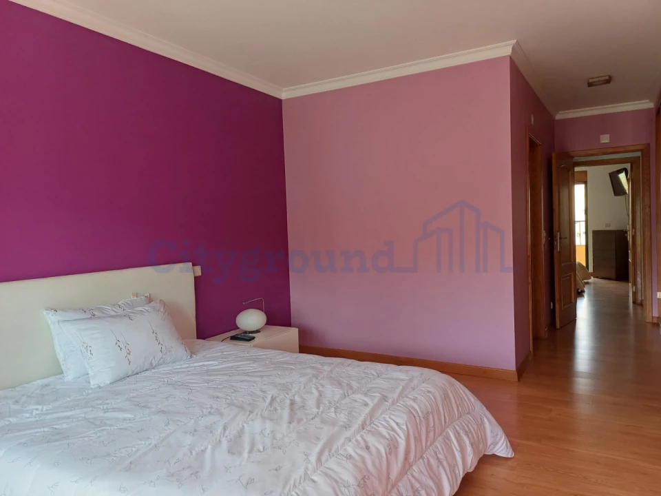 Apartamento T5 para Venda em Marrazes e Barosa Foto 6