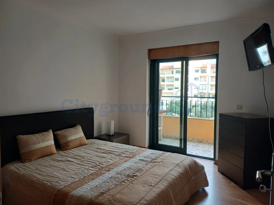 Apartamento T5 para Venda em Marrazes e Barosa Foto 9