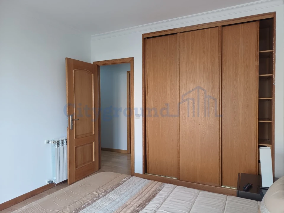Apartamento T5 para Venda em Marrazes e Barosa Foto 10
