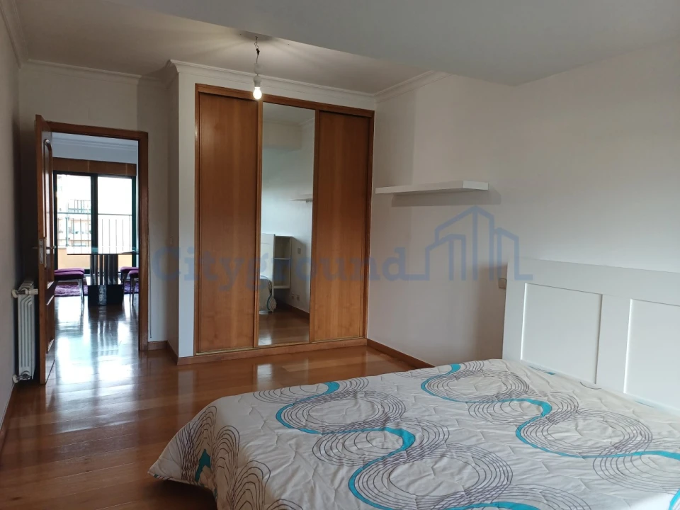 Apartamento T5 para Venda em Marrazes e Barosa Foto 19
