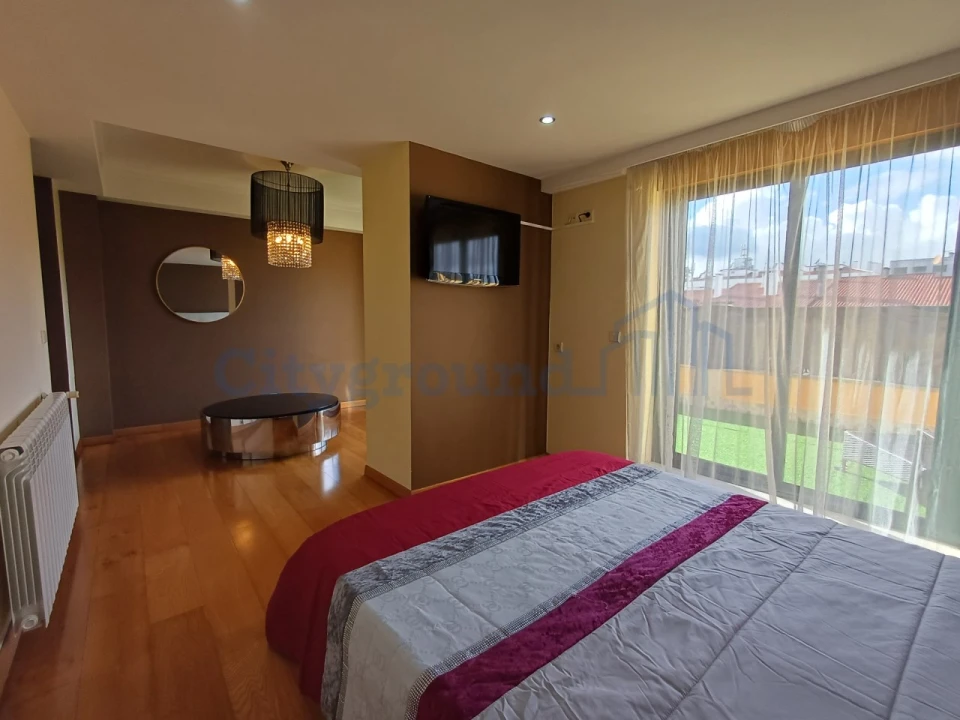 Apartamento T5 para Venda em Marrazes e Barosa Foto 21