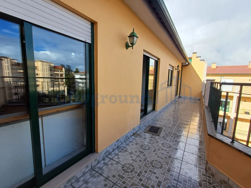 Apartamento T5 para Venda em Marrazes e Barosa Foto 30