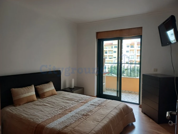 Apartamento T5 para Venda em Marrazes e Barosa Foto 9