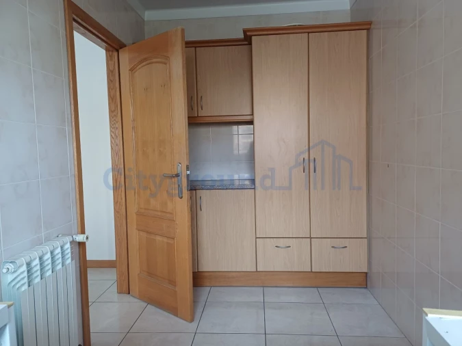 Apartamento T5 para Venda em Marrazes e Barosa Foto 14