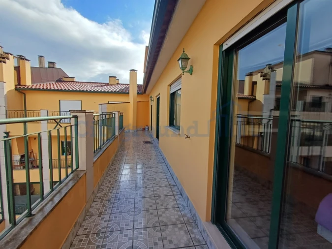Apartamento T5 para Venda em Marrazes e Barosa Foto 31