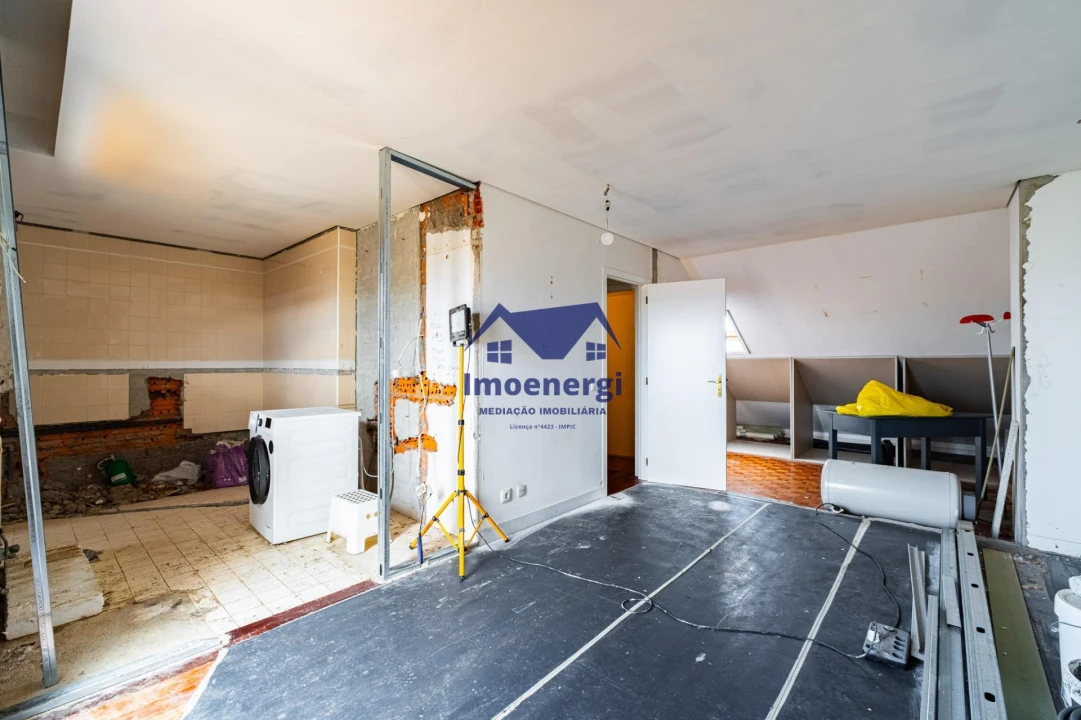 Apartamento T4 para Venda em Mindelo Foto 19