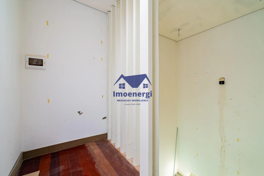 Apartamento T4 para Venda em Mindelo Foto 24