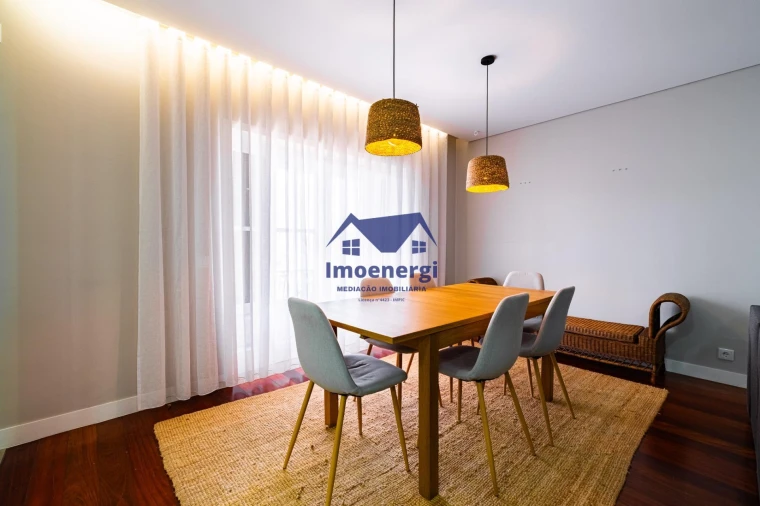 Apartamento T4 para Venda em Mindelo Foto 11
