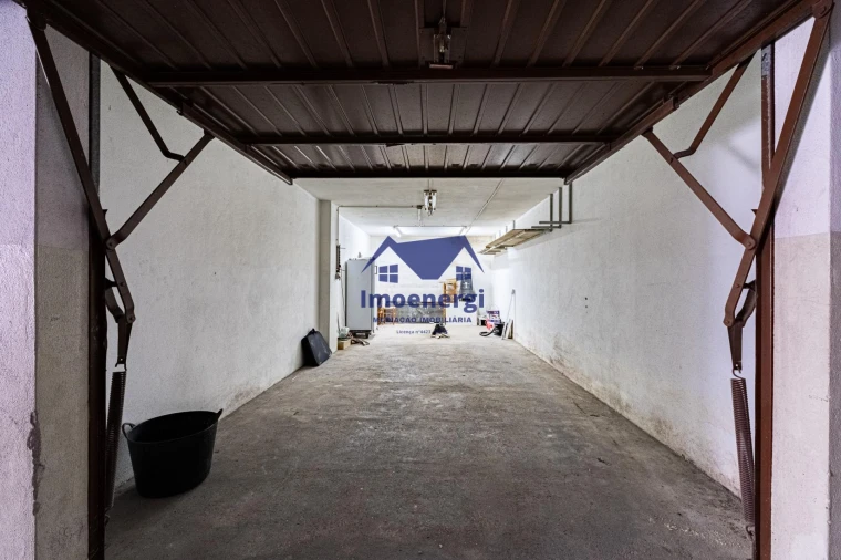 Apartamento T4 para Venda em Mindelo Foto 25