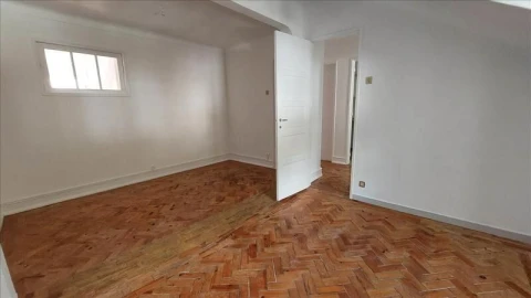 Apartamento T3 para Venda em Queluz e Belas
