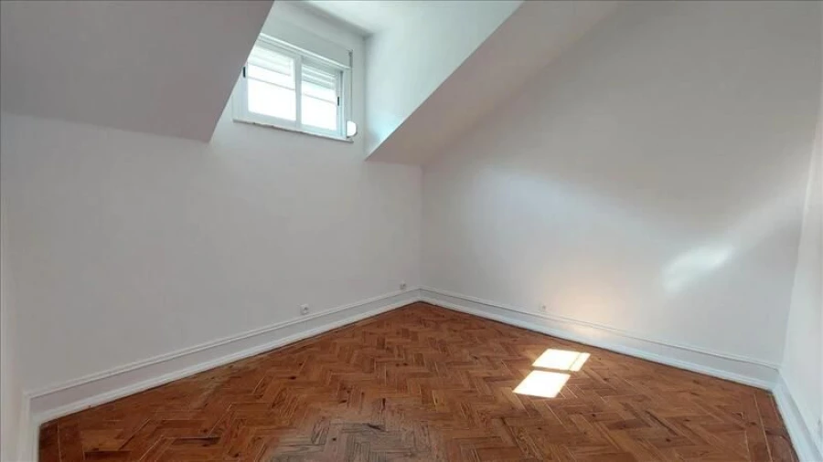 Apartamento T3 para Venda em Queluz e Belas Foto 11