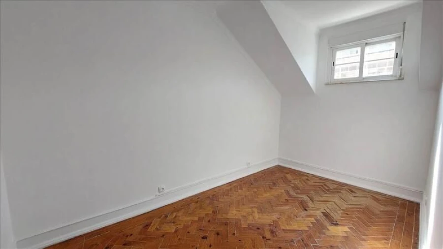 Apartamento T3 para Venda em Queluz e Belas Foto 15