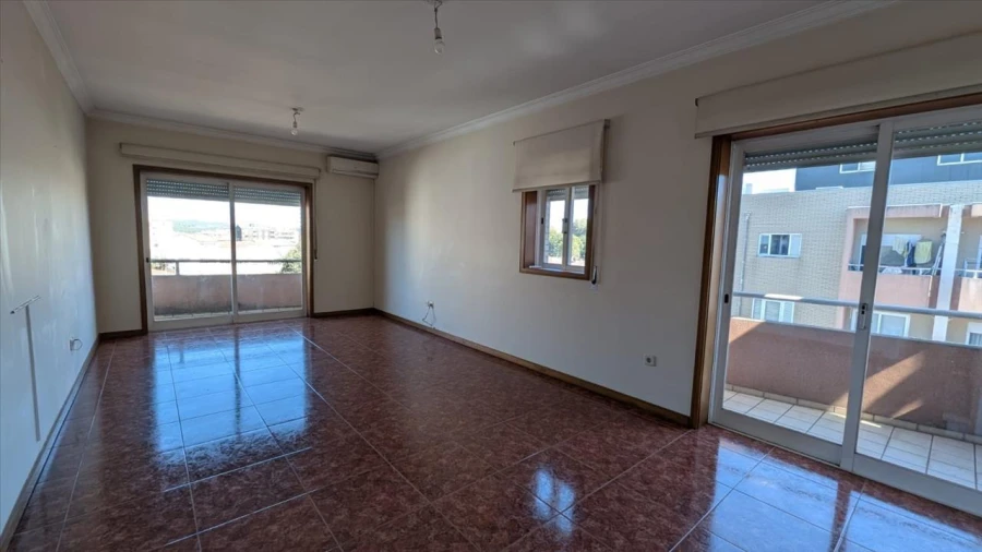 Apartamento T2 para Venda em Bougado (São Martinho e Santiago) Foto 3