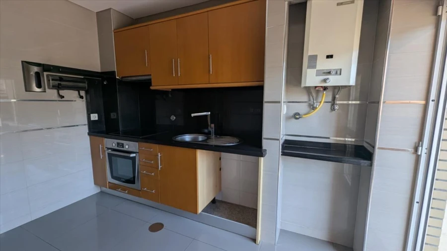 Apartamento T2 para Venda em Bougado (São Martinho e Santiago) Foto 4