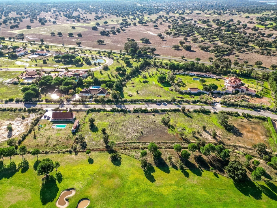 Moradia T5 para Venda em Santo Estêvão Foto 16