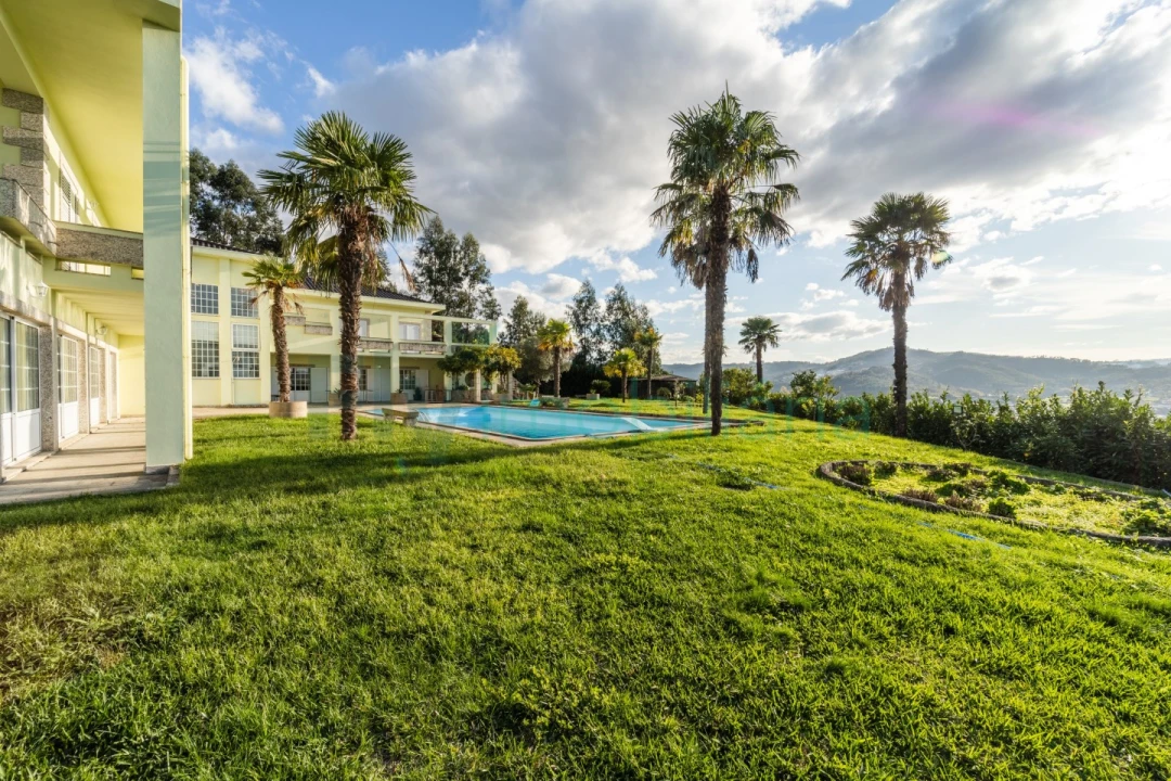 Moradia T6 para Venda em Caldas de Vizela (São Miguel e São João) Foto 6