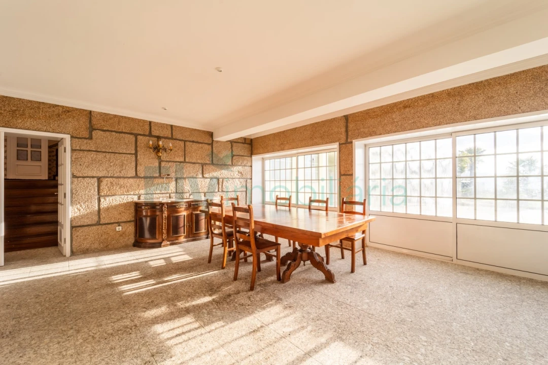 Moradia T6 para Venda em Caldas de Vizela (São Miguel e São João) Foto 22