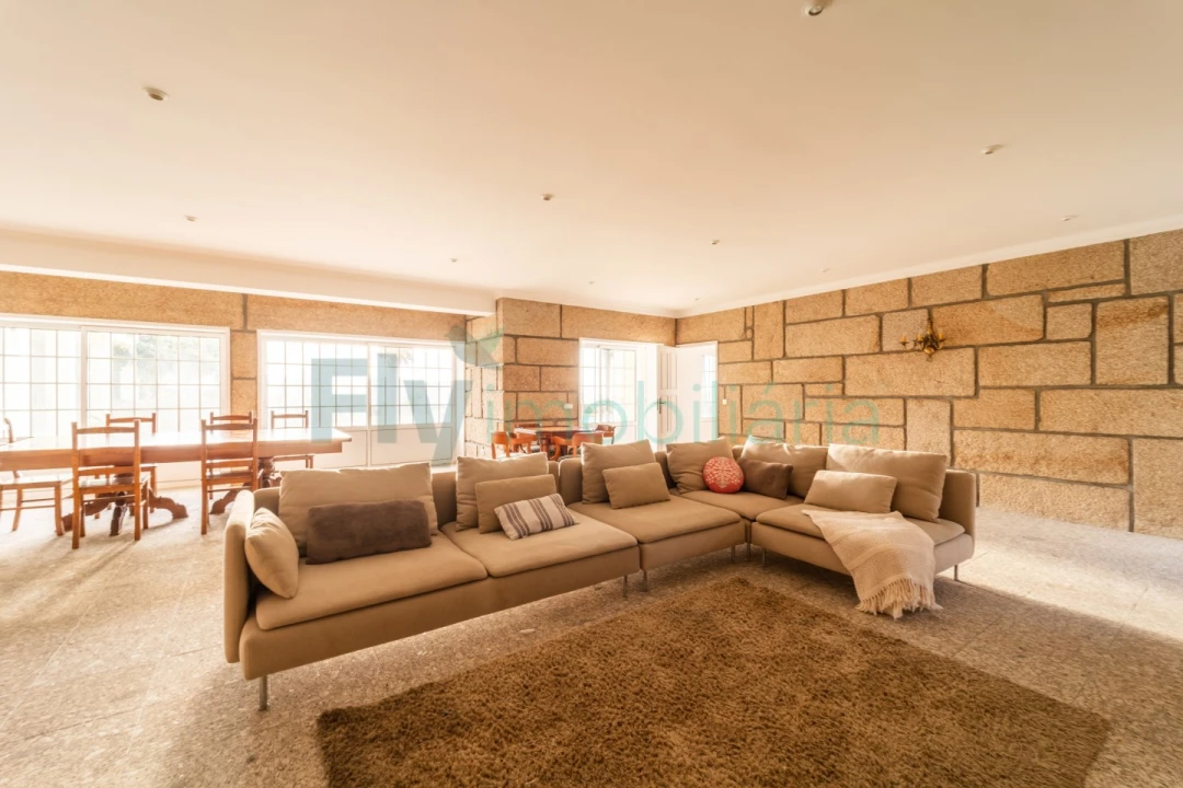 Moradia T6 para Venda em Caldas de Vizela (São Miguel e São João) Foto 25