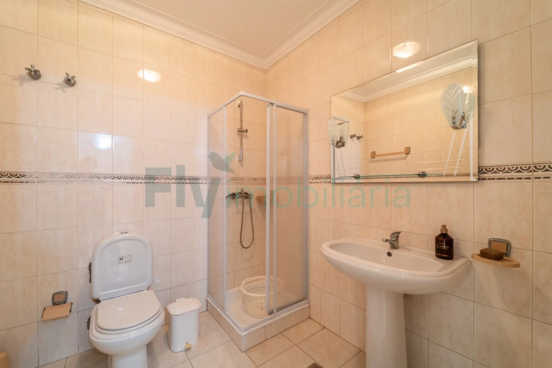 Moradia T6 para Venda em Caldas de Vizela (São Miguel e São João) Foto 27