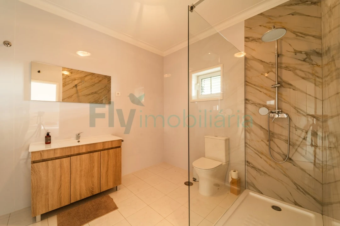 Moradia T6 para Venda em Caldas de Vizela (São Miguel e São João) Foto 58