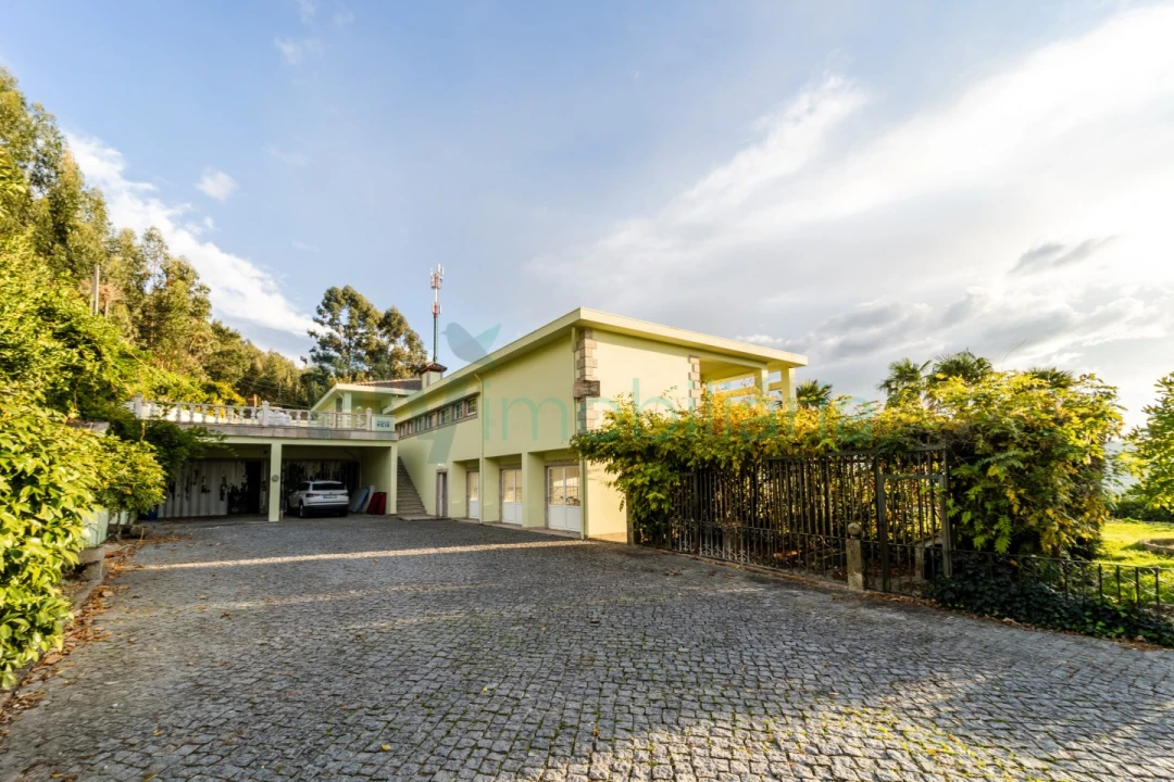 Moradia T6 para Venda em Caldas de Vizela (São Miguel e São João) Foto 74